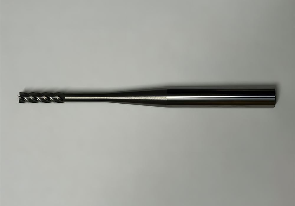 Fresa especial de metal duro extra larga, Ø18 × 220 mm, Z=4